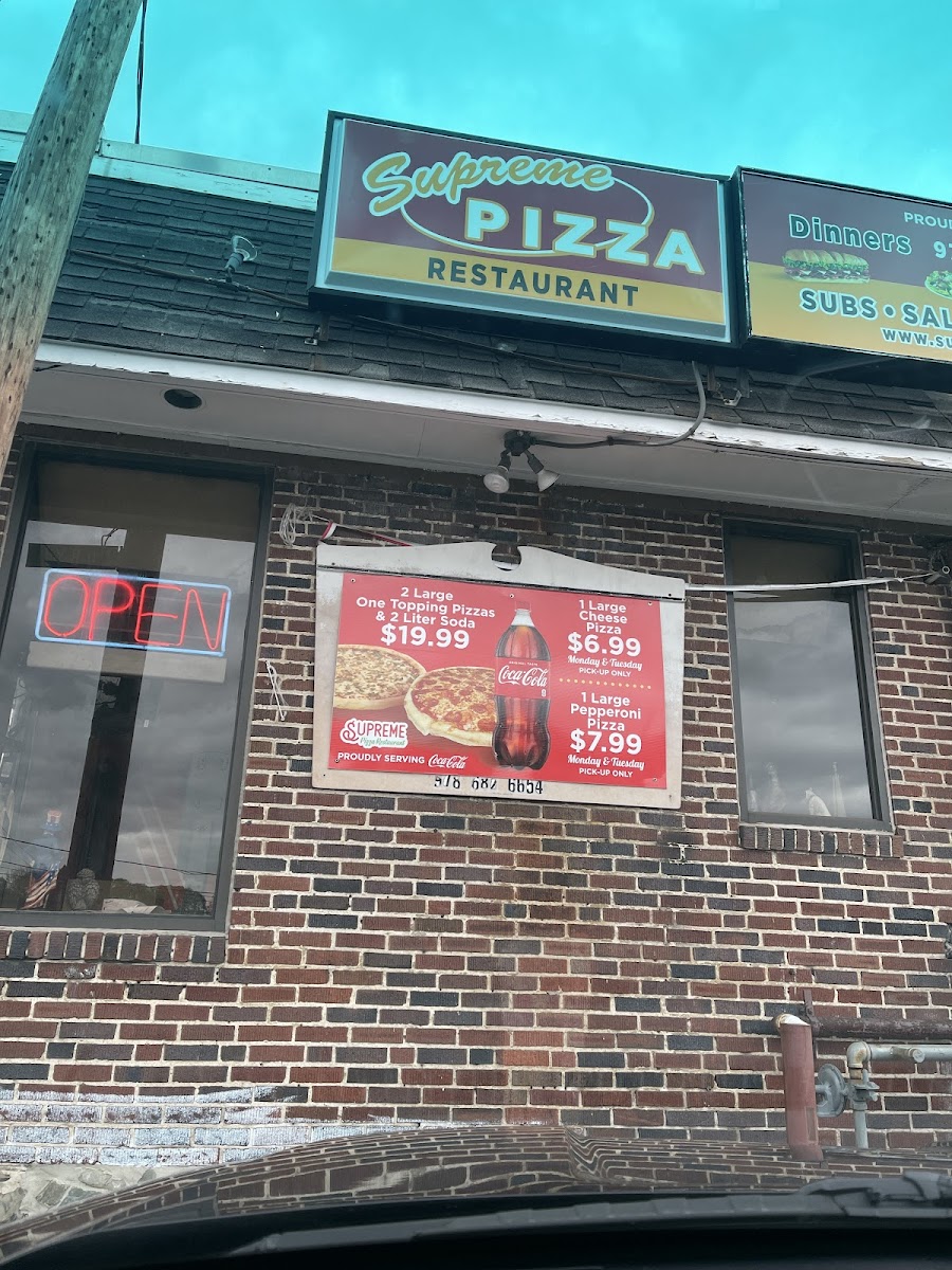Supreme Pizza Methuen